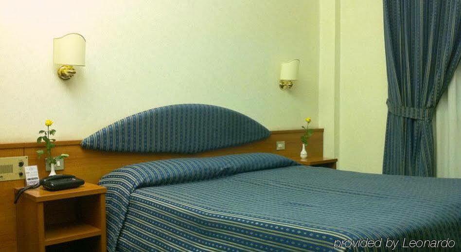 Hotel Mec Milán Exteriér fotografie